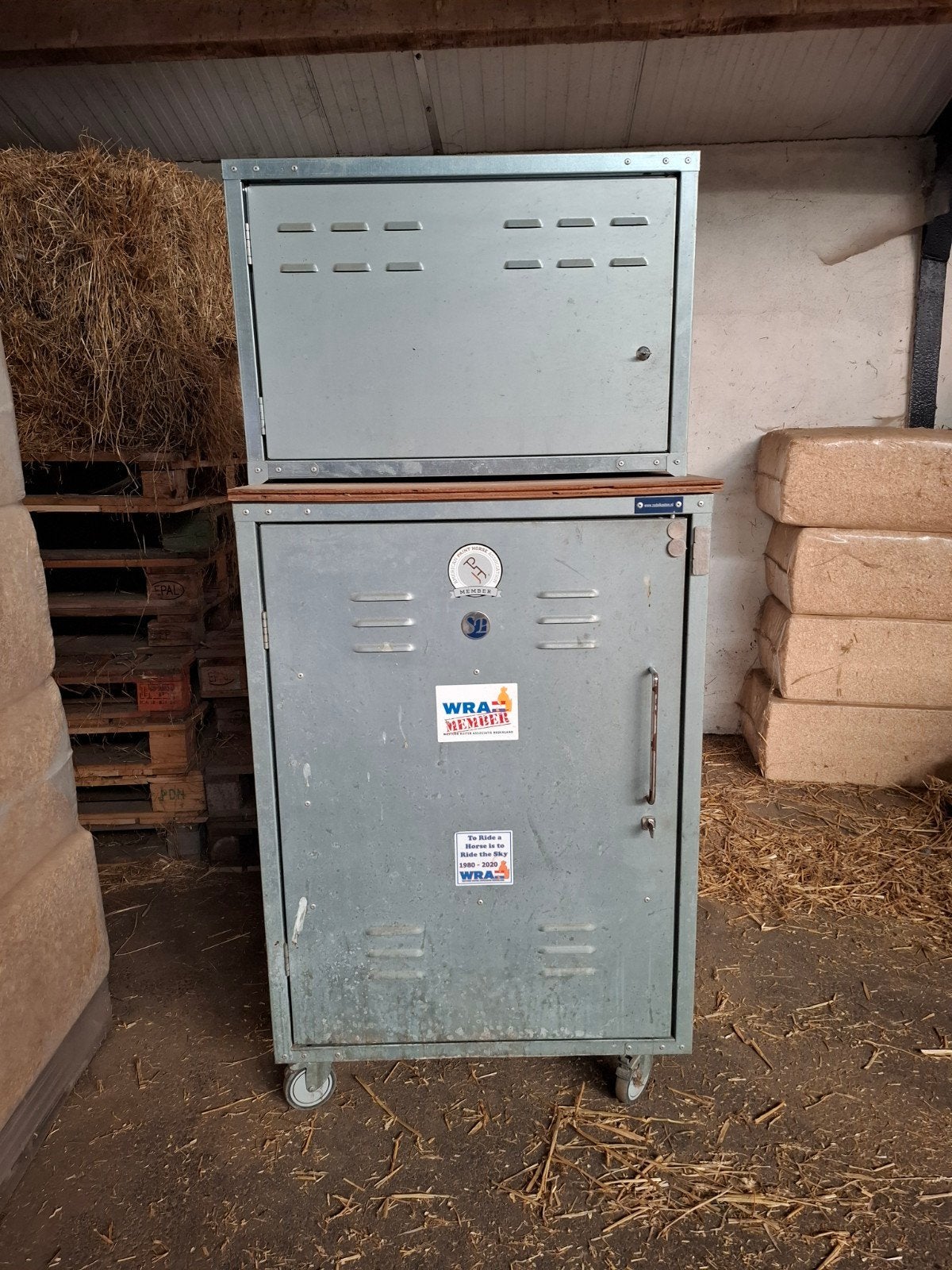 (western) Aluminium zadelkast met opzetkast, Ophalen, Gebruikt