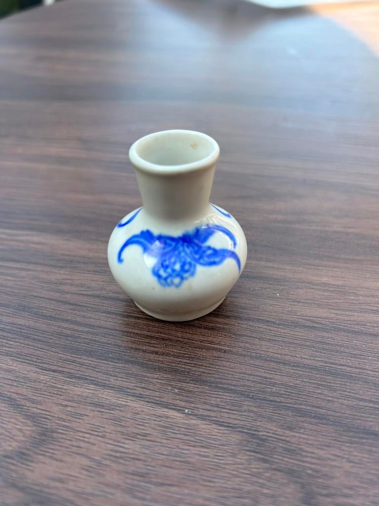Chinees poppenhuis vaasje, Antiek en Kunst, Ophalen of Verzenden