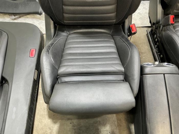Bekleding Set (compleet) van een Mercedes C-Klasse (C-Klasse, 12 maanden garantie, Gebruikt, -, Ophalen of Verzenden