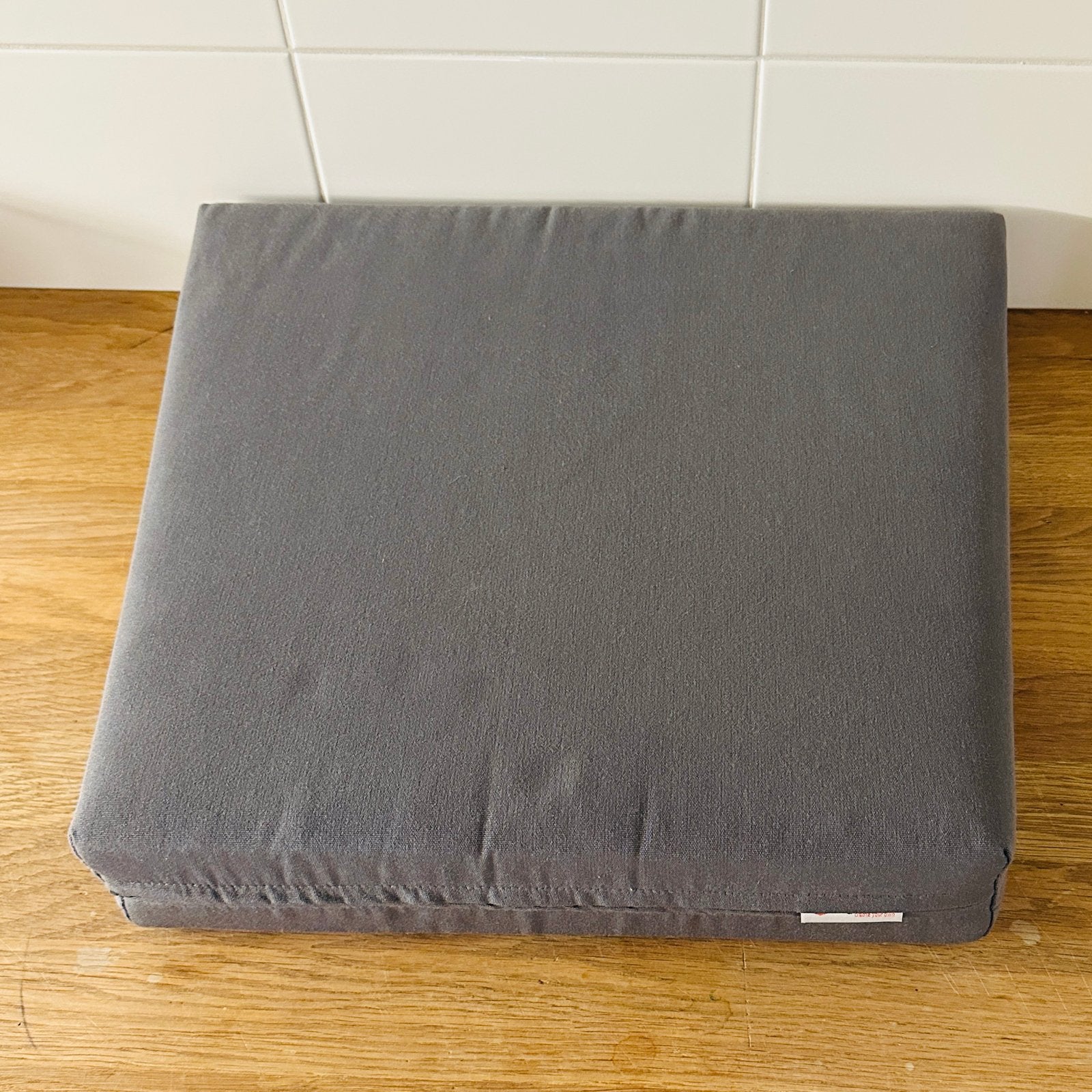 Comfortabele grijze kussens voor tuinstoelen, Ophalen, Gebruikt, Overige materialen
