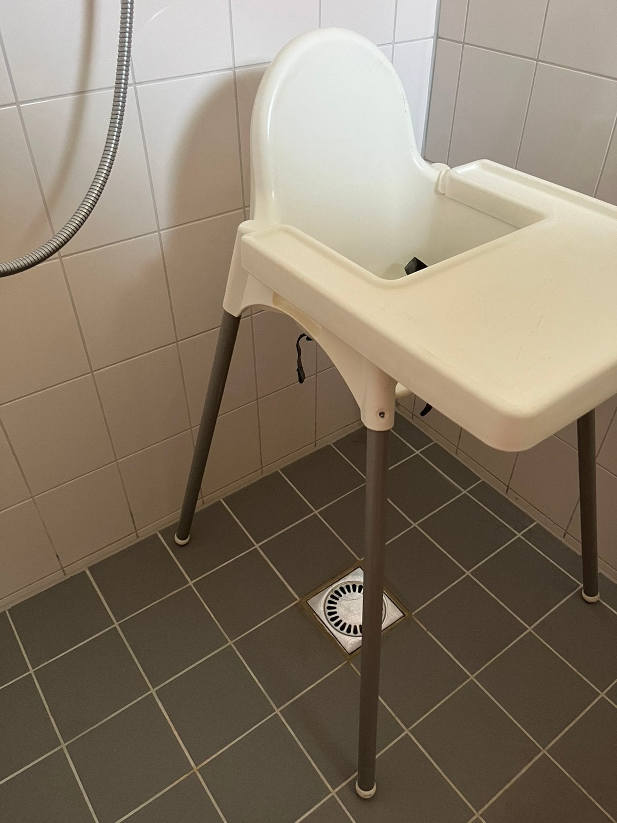 Antilop kinderstoel ikea met bevestingskoort + tafelblad, Ophalen, Zo goed als nieuw