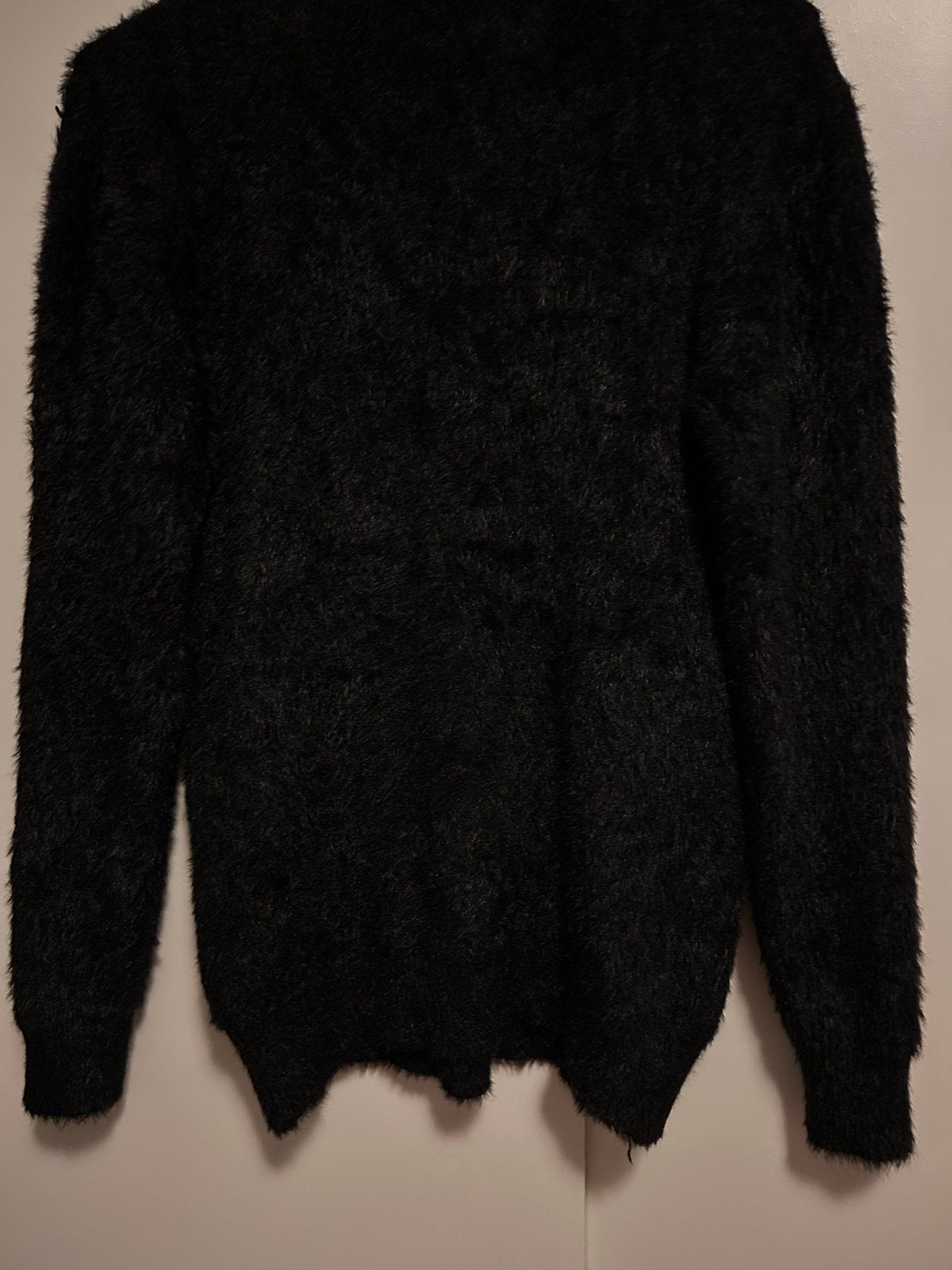 Nieuwe Zwarte Zachte Fluffy Trui - One Size, Ophalen of Verzenden, Nieuw, Maat 38/40 (M), Zwart
