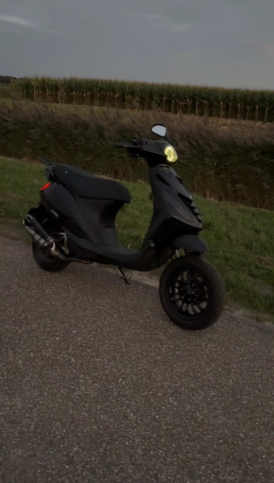 Zip 70cc zonder wok, Fietsen en Brommers, Ophalen, Zo goed als nieuw, Tweetakt, Zip