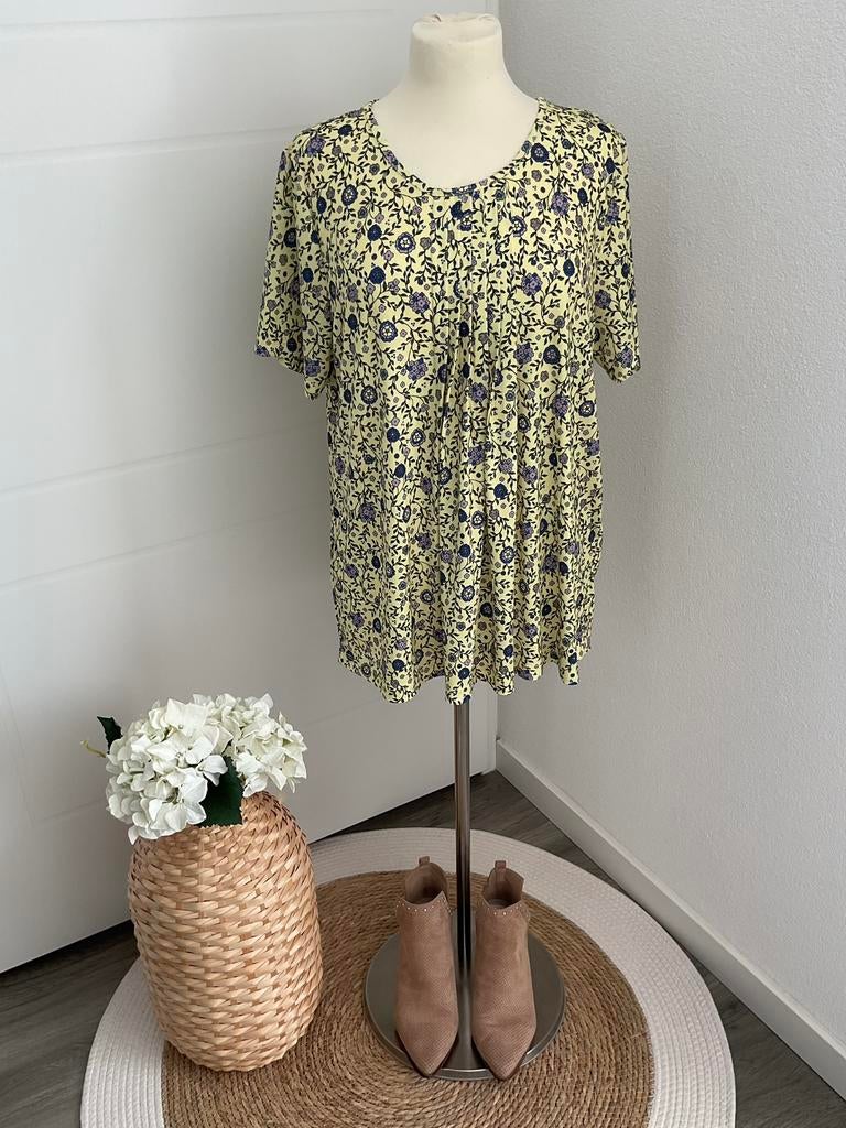 Leuke gele  🌼 bloementop/ maat 44, Verzenden, Geel, Maat 42/44 (L), Zo goed als nieuw