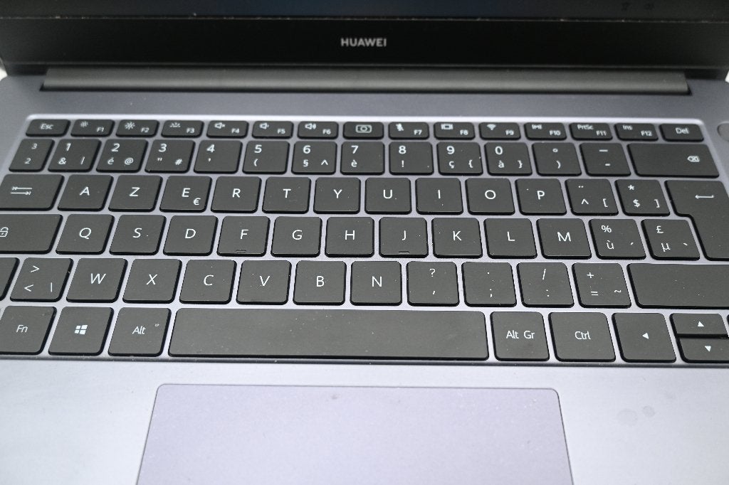 Huawei Matebook D14 - i5, 16GB RAM, 512GB SSD, Computers en Software, Met videokaart, Huawei Technologies Co., Ltd., Minder dan 2 Ghz