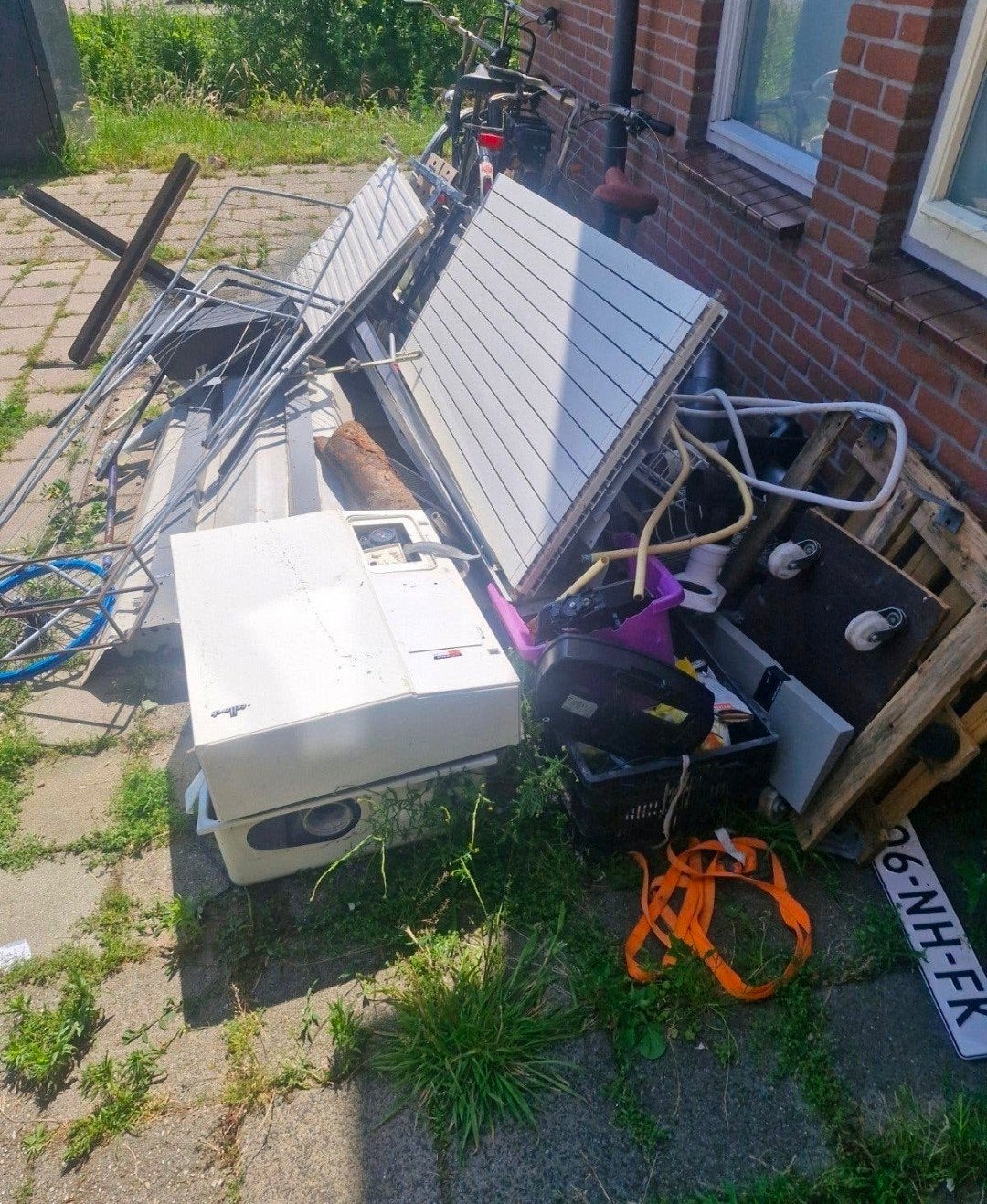 Oud ijzer en metalen gezocht - gratis opgehaald!, Doe-het-zelf en Verbouw, Metalen, Ophalen