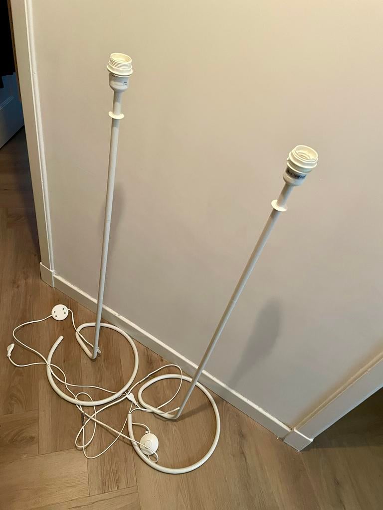 IKEA VINDKAST Vloerlamp - 2 stuks, Ophalen, Zo goed als nieuw, Metaal, 100 tot 150 cm