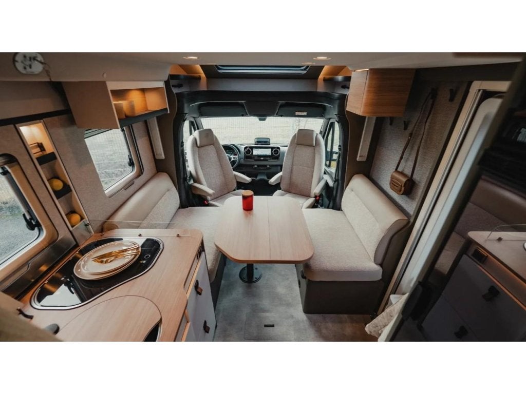 Hymer GT-S, Automaat, Ringverwarming, Koelkast, 7 tot 8 meter