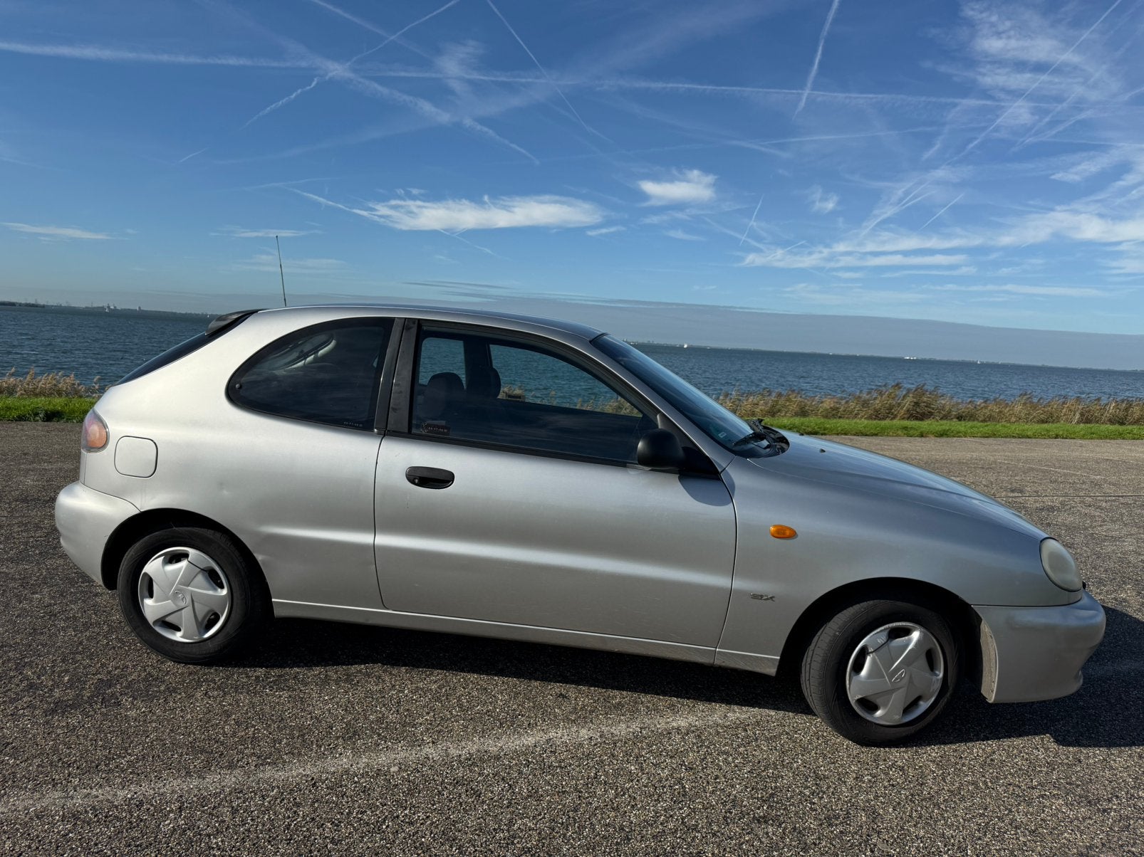 Daewoo Lanos 1.5/APK MAART 2027/AIRCO/TREKHAAK/NAP, Auto's, Stof, 4 cilinders, Origineel Nederlands, Bedrijf