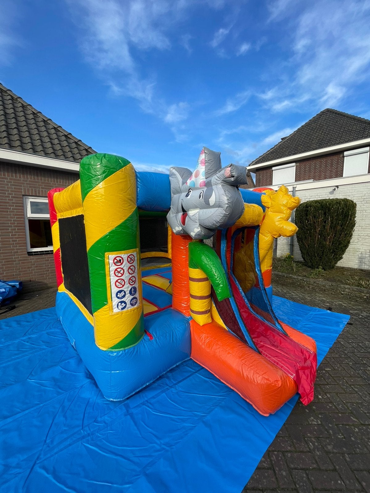 Mooi springkussen huren? Op locatie bezorgd, Ophalen, Zo goed als nieuw, Verjaardag