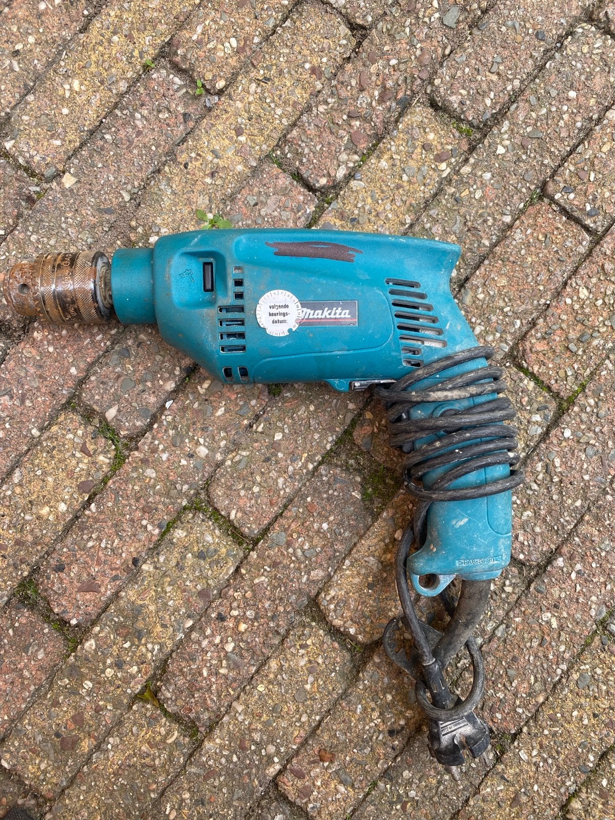 Makita HP1500 Klopboormachine 550W - Gebruikt, Doe-het-zelf en Verbouw, Gereedschap | Boormachines, Gebruikt, Klopboormechanisme