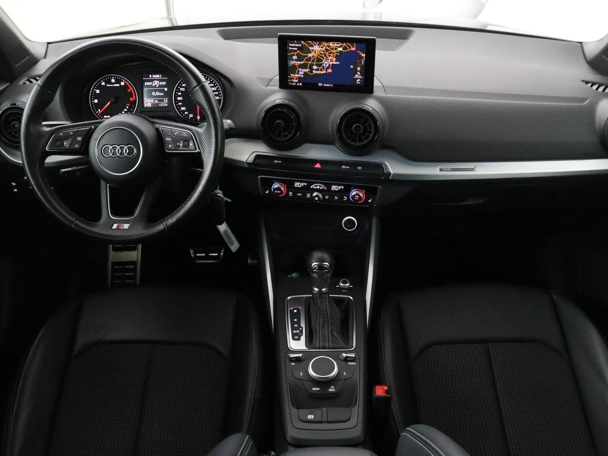 Audi Q2 1.4 TFSI CoD Triple S-Line | Half leder | Stoelverwa, Auto's, Stof, Gebruikt, 4 cilinders, 150 pk
