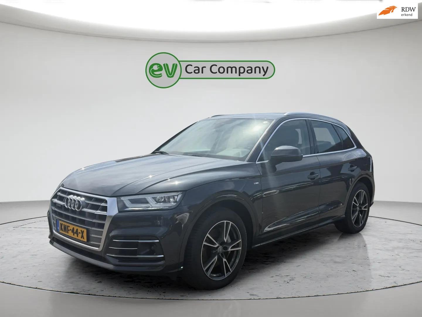 Audi Q5 50 TFSI e quattro S edition | Bang & Olufsen | Trekh, Automaat, Euro 6, 4 cilinders, Leder en Stof