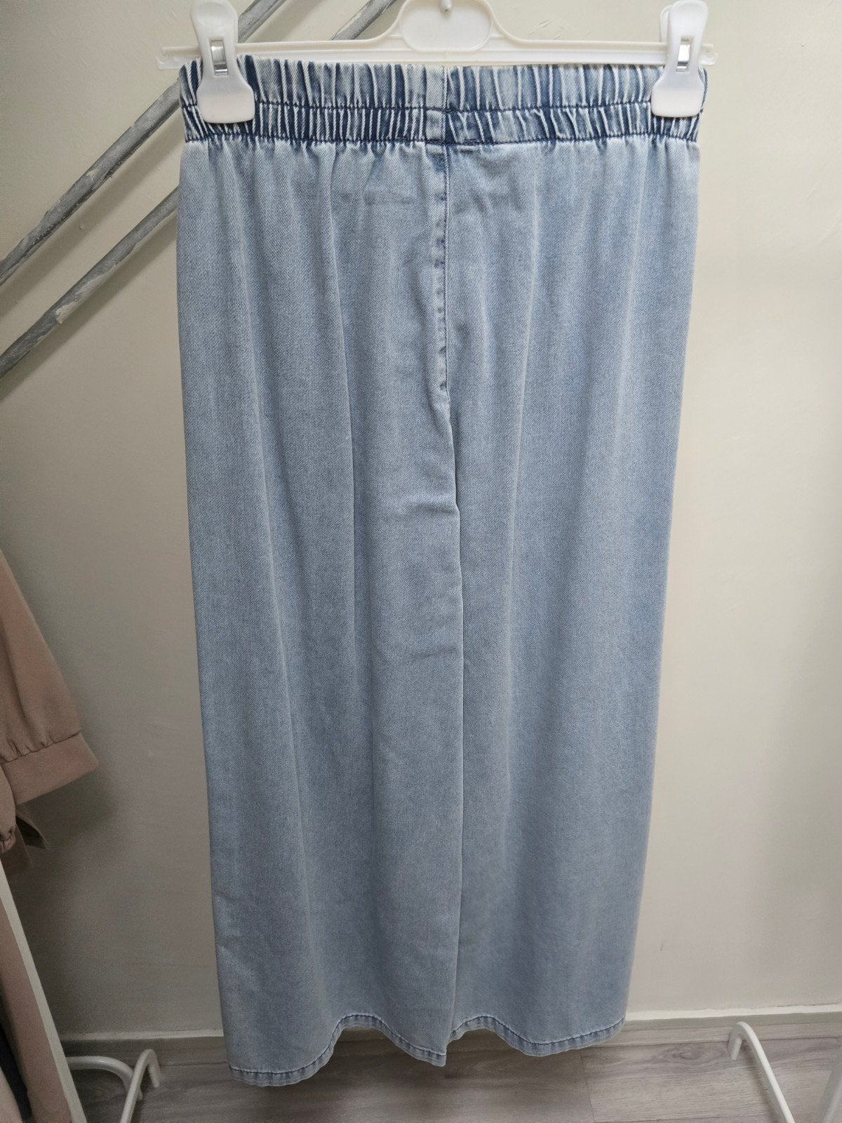 Lichtblauwe denim broek voor vrouwen, Kleding | Dames, Broeken en Pantalons, Ophalen of Verzenden