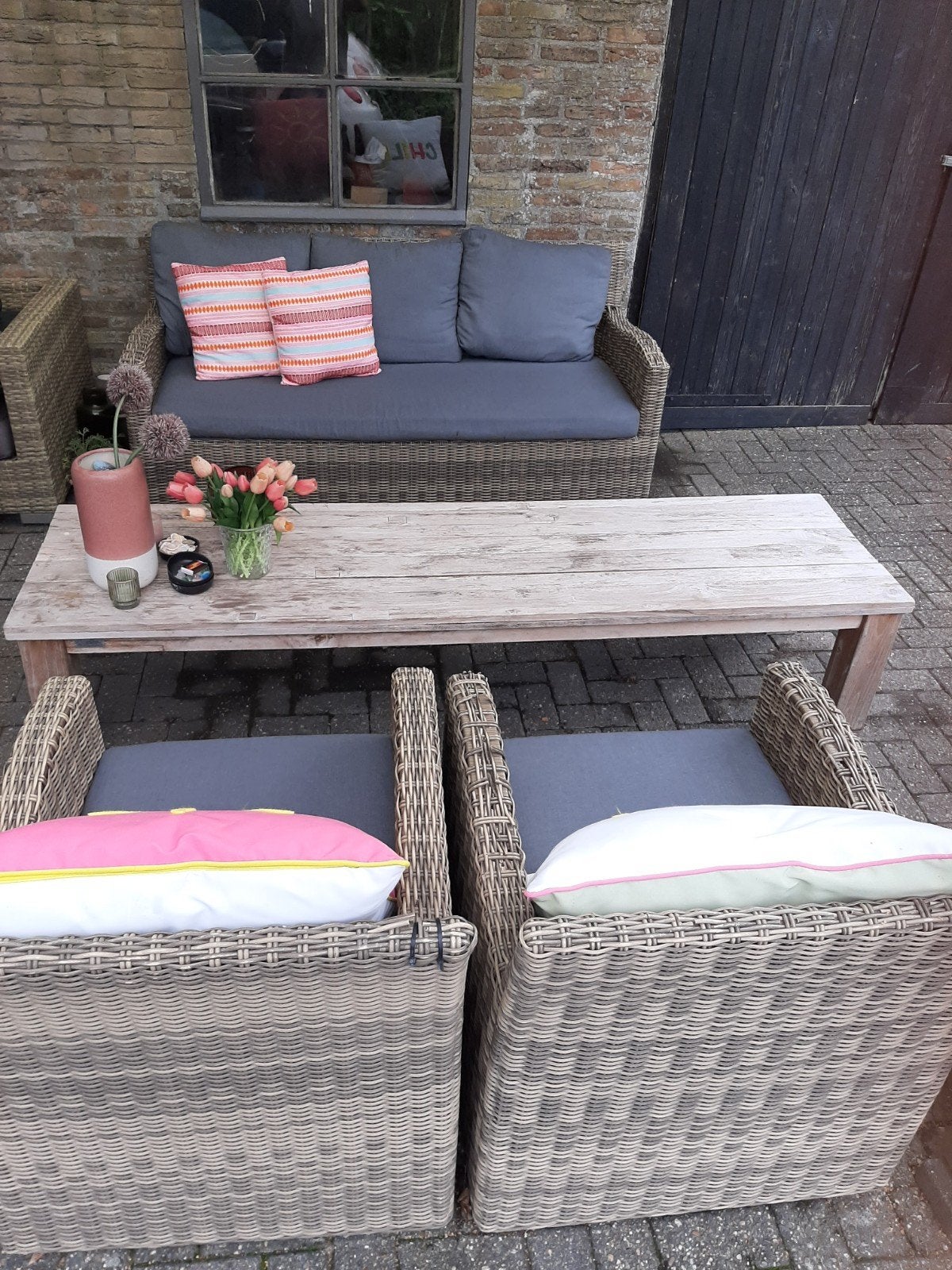 5 persoons loungeset Wicker riet hardhout tafel, Tuin en Terras, Tuinsets en Loungesets, Ophalen, 5 zitplaatsen, Gebruikt, Bank