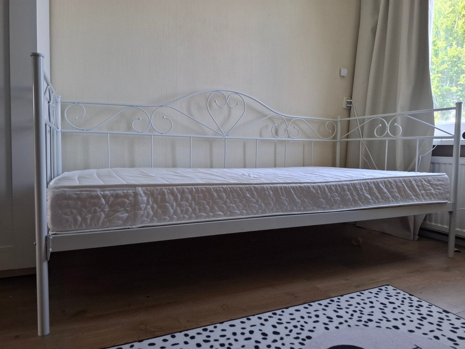 Een persoonsbed bedbank 200 x 90 met matras, Ophalen, Gebruikt, 90 cm, Eenpersoons