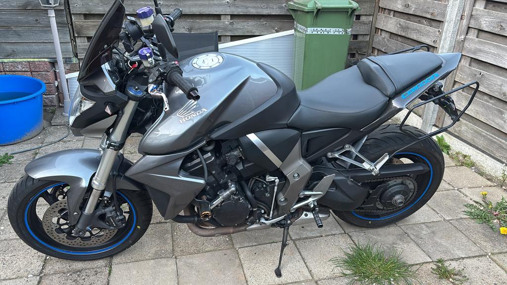 Honda CB1000r, Motoren, Motoren | Honda, Sportuitlaat, 4 cilinders, Motorrijbewijs A, Gebruikt