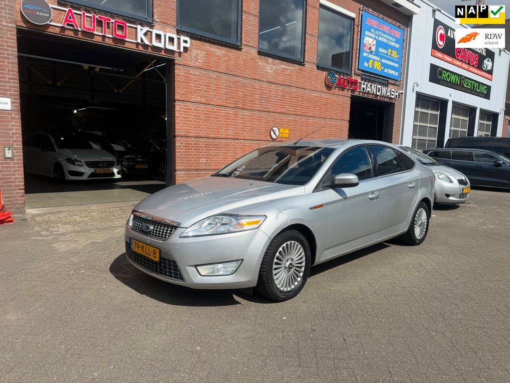Ford Mondeo 2.0-16V Limited Clima Cruise Apk Nieuw 07-2027, Auto's, Ford, Gebruikt, Origineel Nederlands, Handgeschakeld, 1377 kg