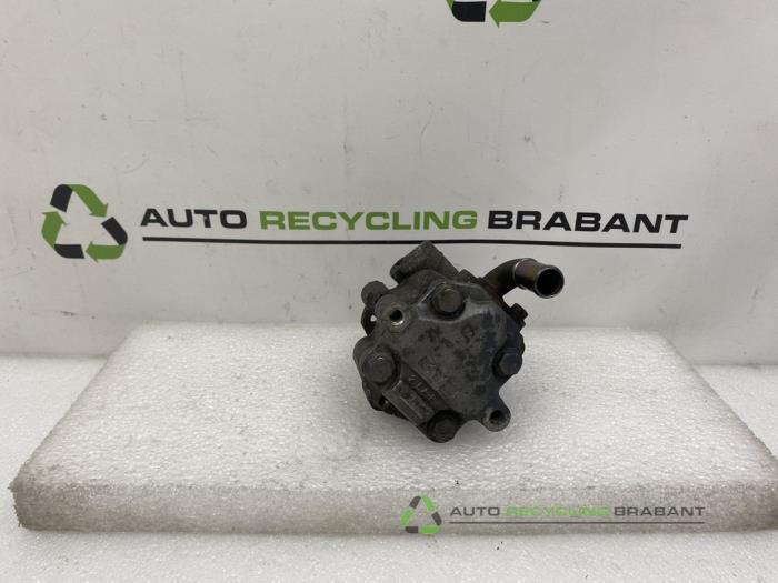 Stuurbekrachtiging Pomp van een Volkswagen Polo, Gebruikt, -, -, Ophalen of Verzenden