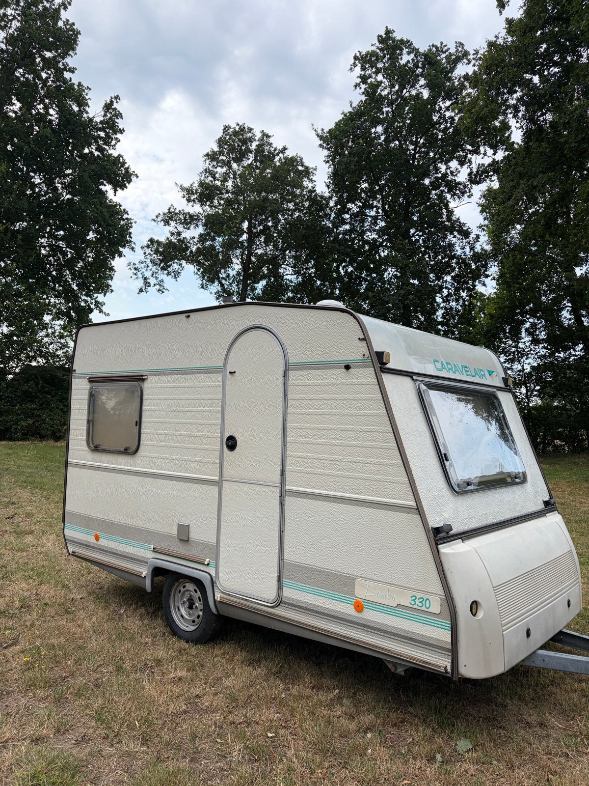 Caravelair Caravan bamba 330 - Compact en Gezellig, -, Koelkast, -, Bedrijf