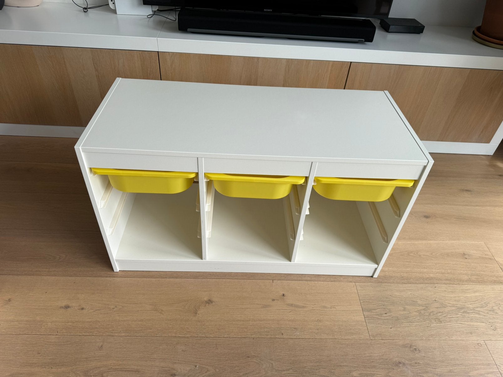 IKEA TROFAST met bakken, lichtgrijs/geel, 99x44x56, Ophalen, Zo goed als nieuw, Kast