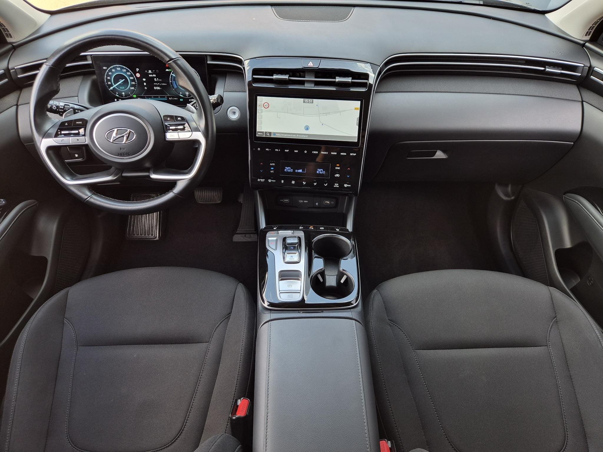 Hyundai Tucson 1.6 T-GDI PHEV Comfort 4WD / Trekhaak afneemb, Auto's, Hyundai, Automaat, 1350 kg, Gebruikt, Euro 6