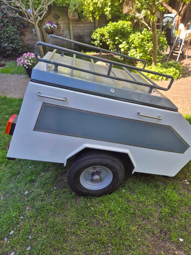 Bagagewagen met imperiaal voor de motor, Ophalen, Gebruikt