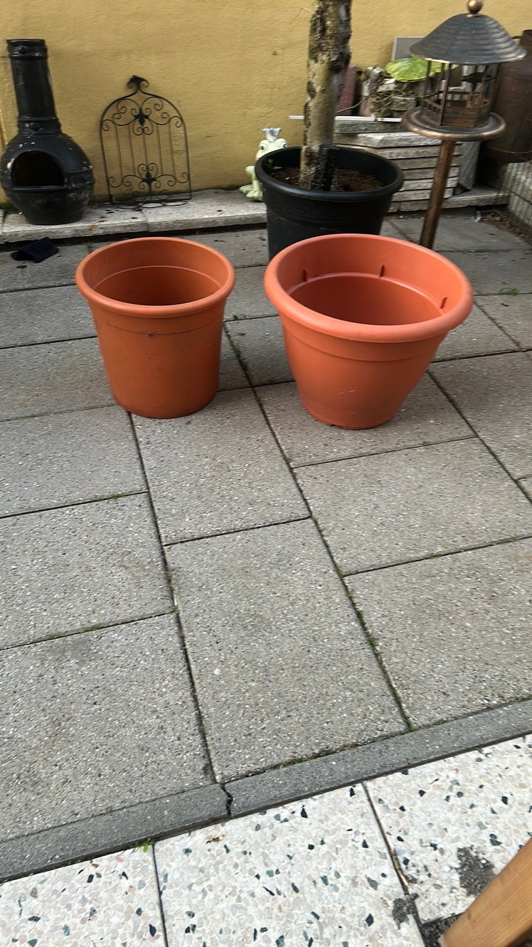 Grote kunststof bloempotten Elho en Athena, Ophalen, Zo goed als nieuw, Rond, Kunststof