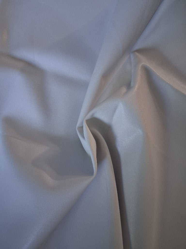 Witte pu stretch leer 2-way stretch, Hobby en Vrije tijd, 120 cm of meer, Wit, Leer of Kunstleer, Nieuw