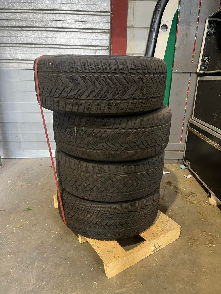 Winterbanden met velgen Range Rover 275/40 R20, Ophalen