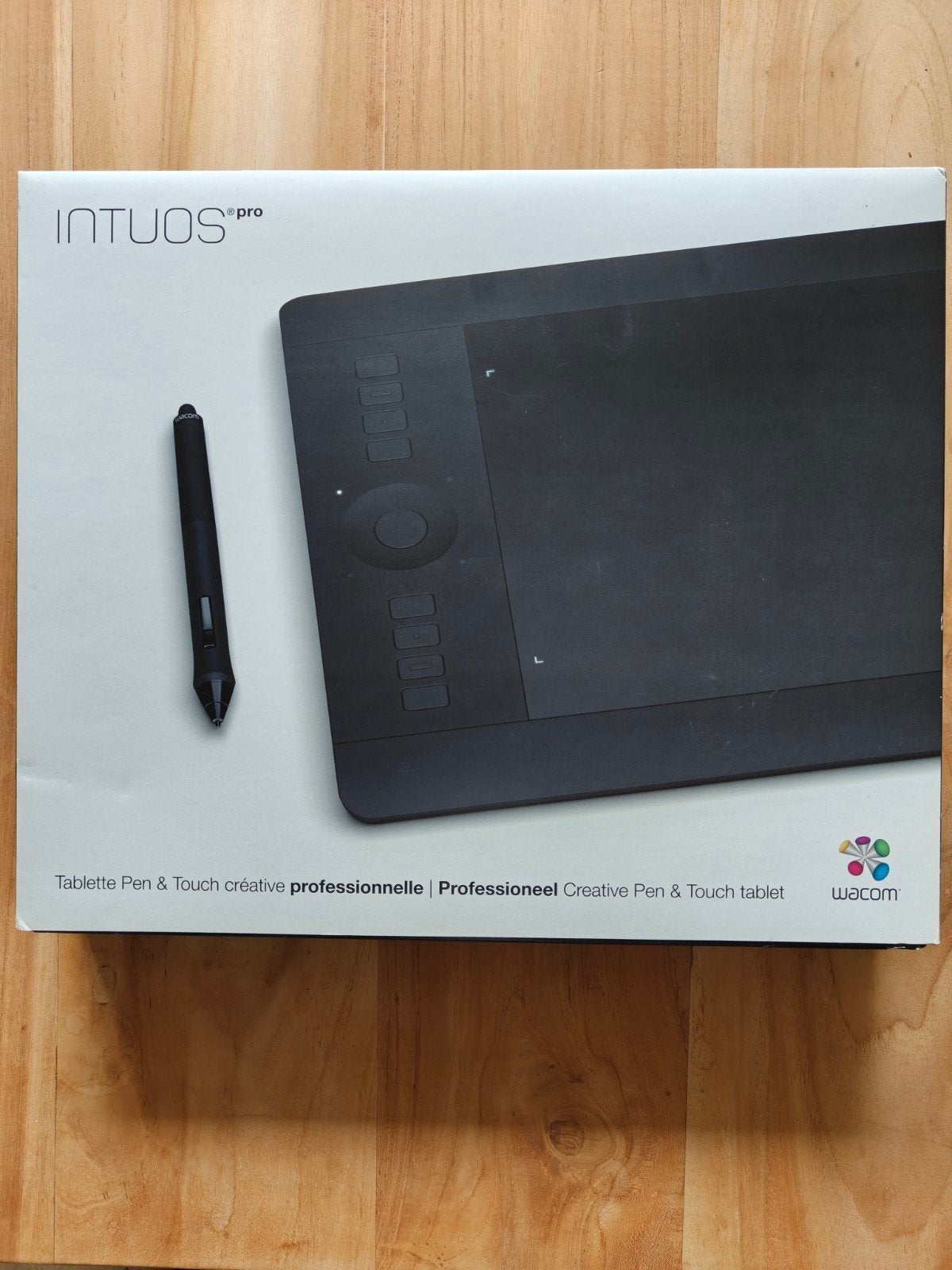 Wacom Intuos Pro M (PTH-651) tekentablet  compleet, Ophalen, Multi-touch, Zo goed als nieuw, Draadloos
