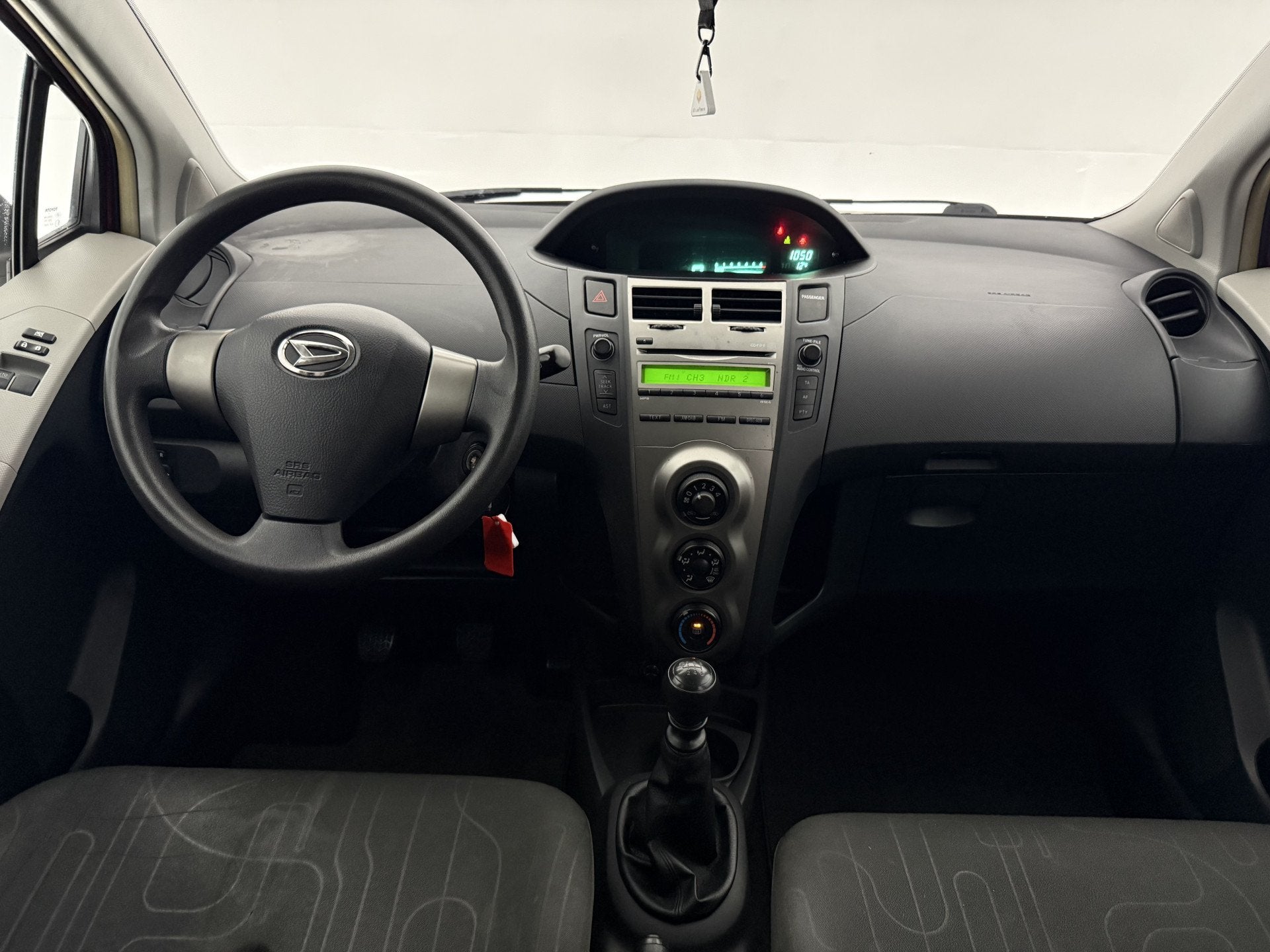 Daihatsu Charade 1.3 Classic | Elektrpakket | NAP (bj 2012), Auto's, Voorwielaandrijving, Euro 5, 4 cilinders, Bedrijf