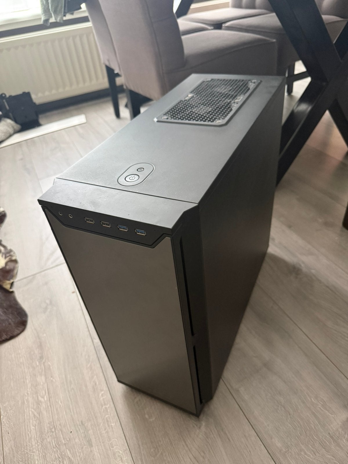 Lege grote computer kast, Ophalen, Gebruikt