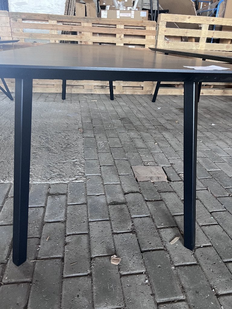 Studio Henk Eettafel 300 x 100 Zwart HPL | Van €3249, nu, Huis en Inrichting, Studio Henk, Studio Henk, Studio Henk, Rechthoekig