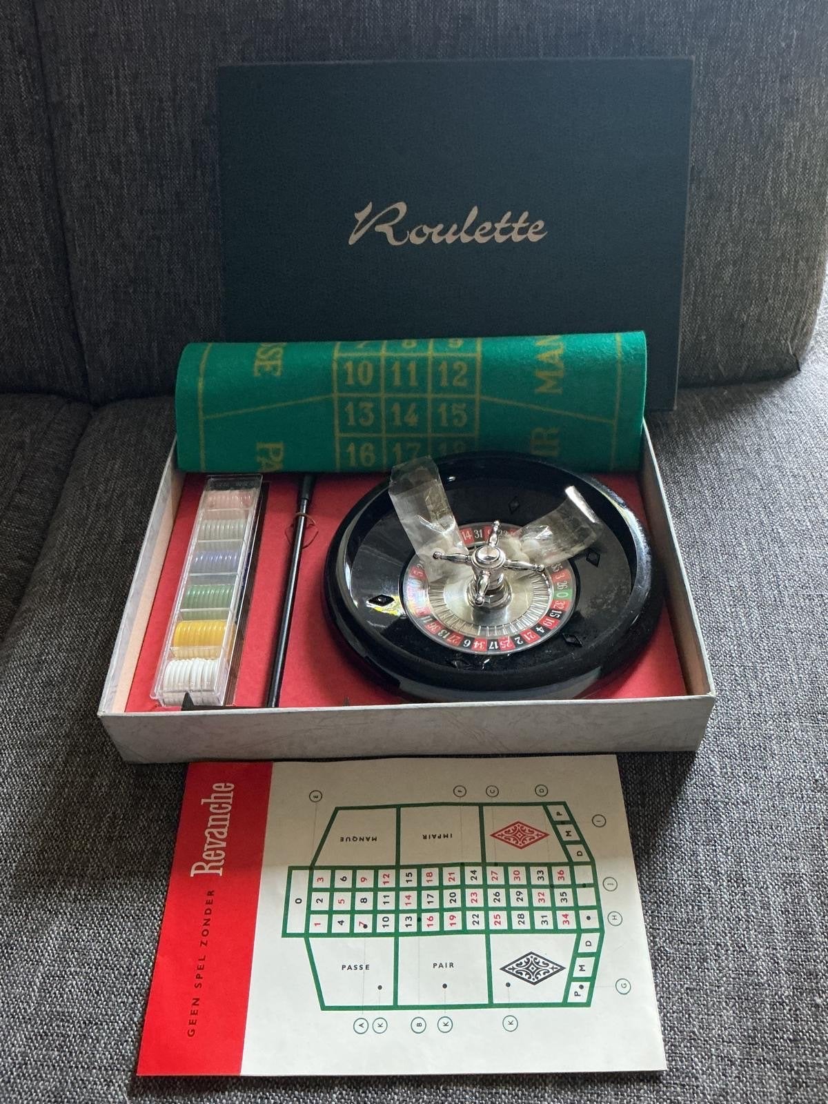 Vintage Roulette Spel - Compleet met Mat en Fiches, Drie of vier spelers, Ophalen, Gebruikt
