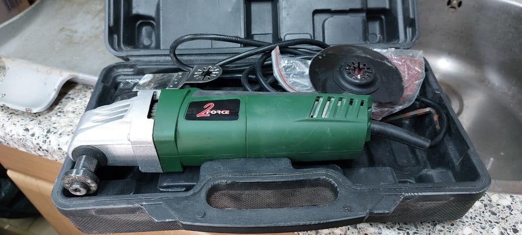 2Force Multitool met accessoires en koffer, Ophalen, Gebruikt