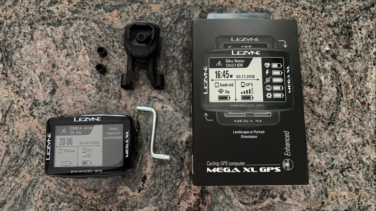 Lezyne Mega XL GPS Fietscomputer - Zo goed als nieuw, Ophalen of Verzenden, GPS, Zo goed als nieuw