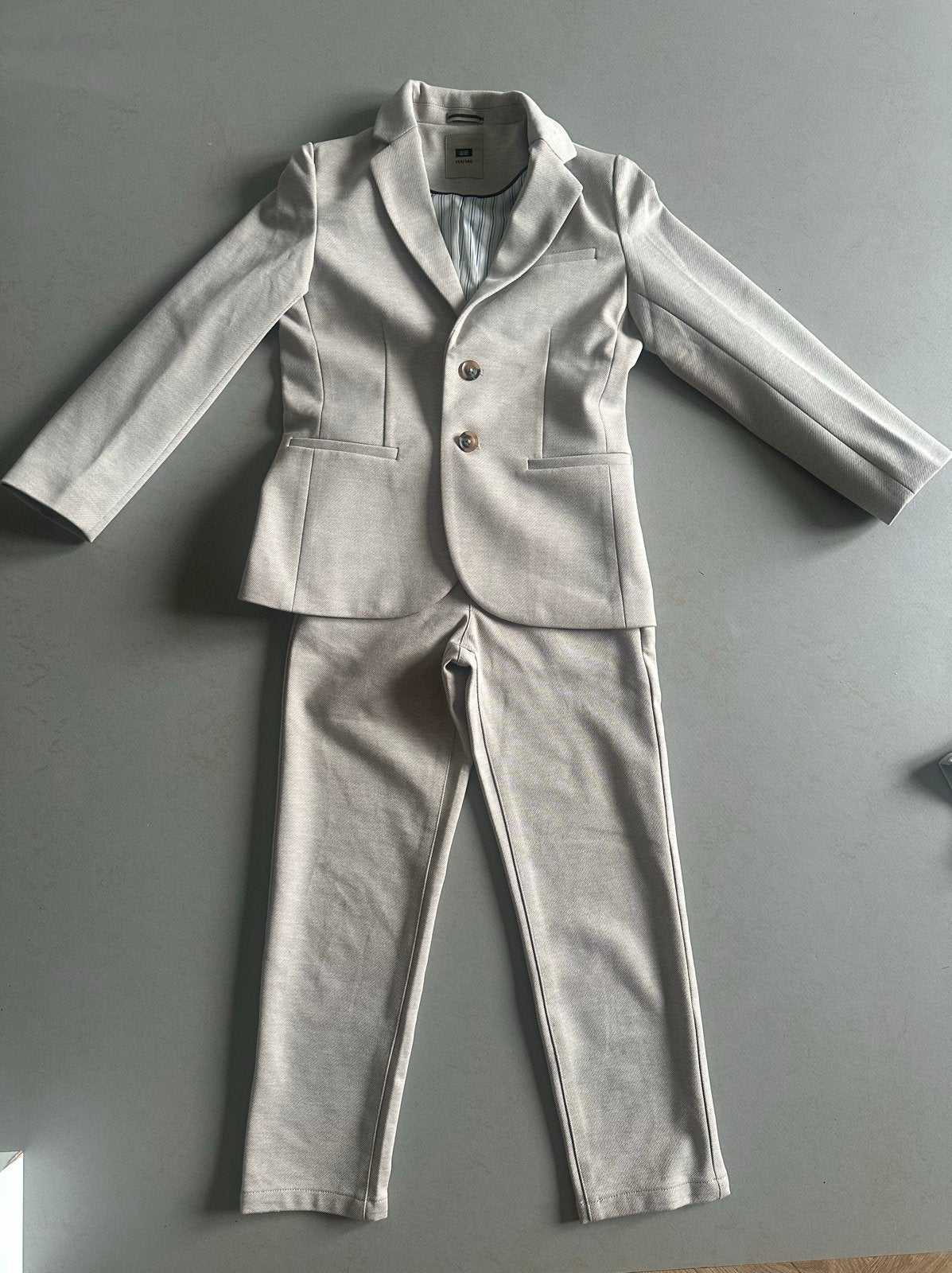 WE Fashion Jongens Pak - Blazer en Broek - Maat 134/140, Ophalen of Verzenden, Zo goed als nieuw, Jongen, Setje