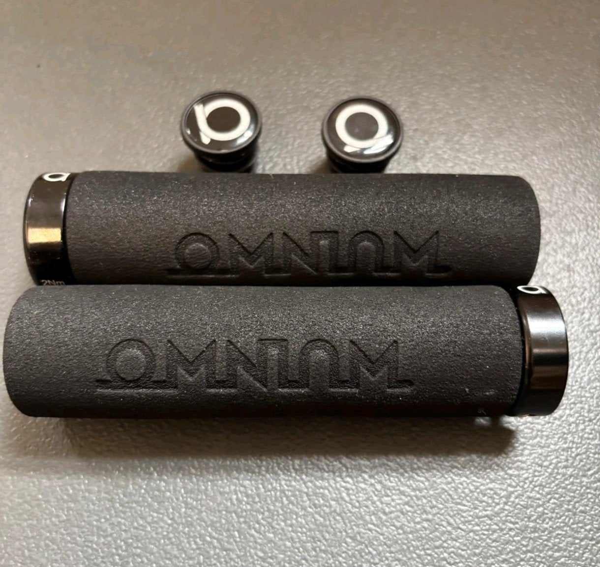 Omnium zwart fiets handvatten, Overige materialen, Stuur, Nieuw, Ophalen of Verzenden