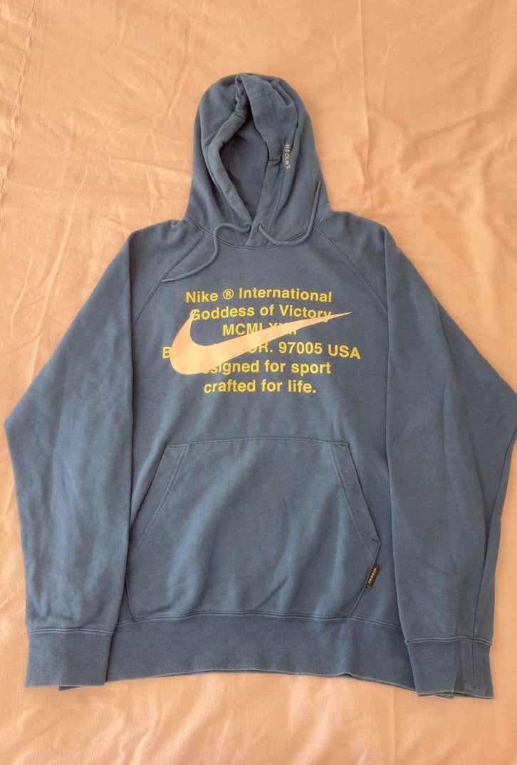 Nike International Hoodie - Blauw - Maat L, Ophalen of Verzenden, Gedragen, Maat 52/54 (L), Blauw
