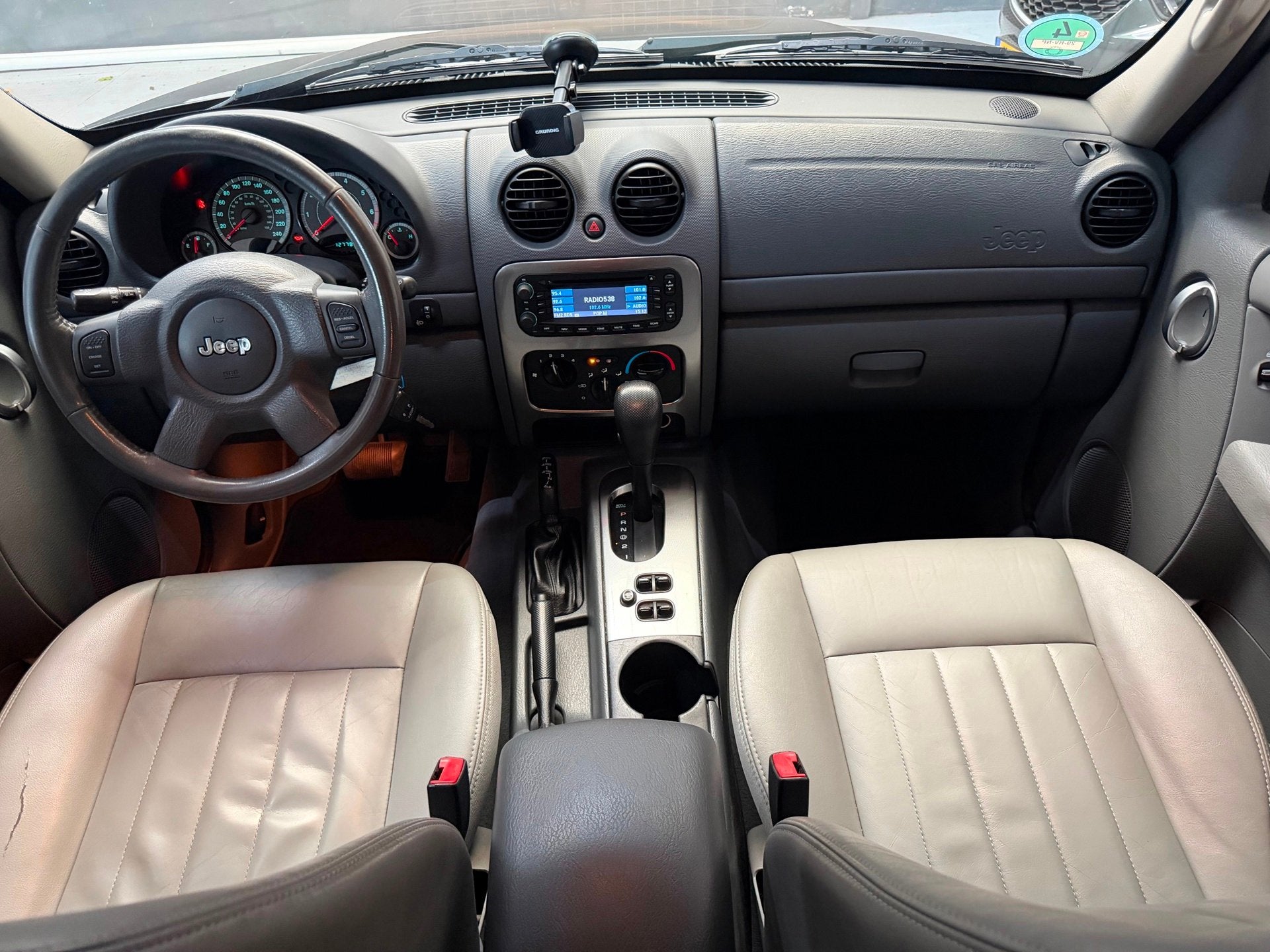 Jeep Cherokee 3.7 V6 Renegade|Youngtimer|NAP|Automaat|LPG G3, Automaat, 3700 cc, Gebruikt, 3360 kg