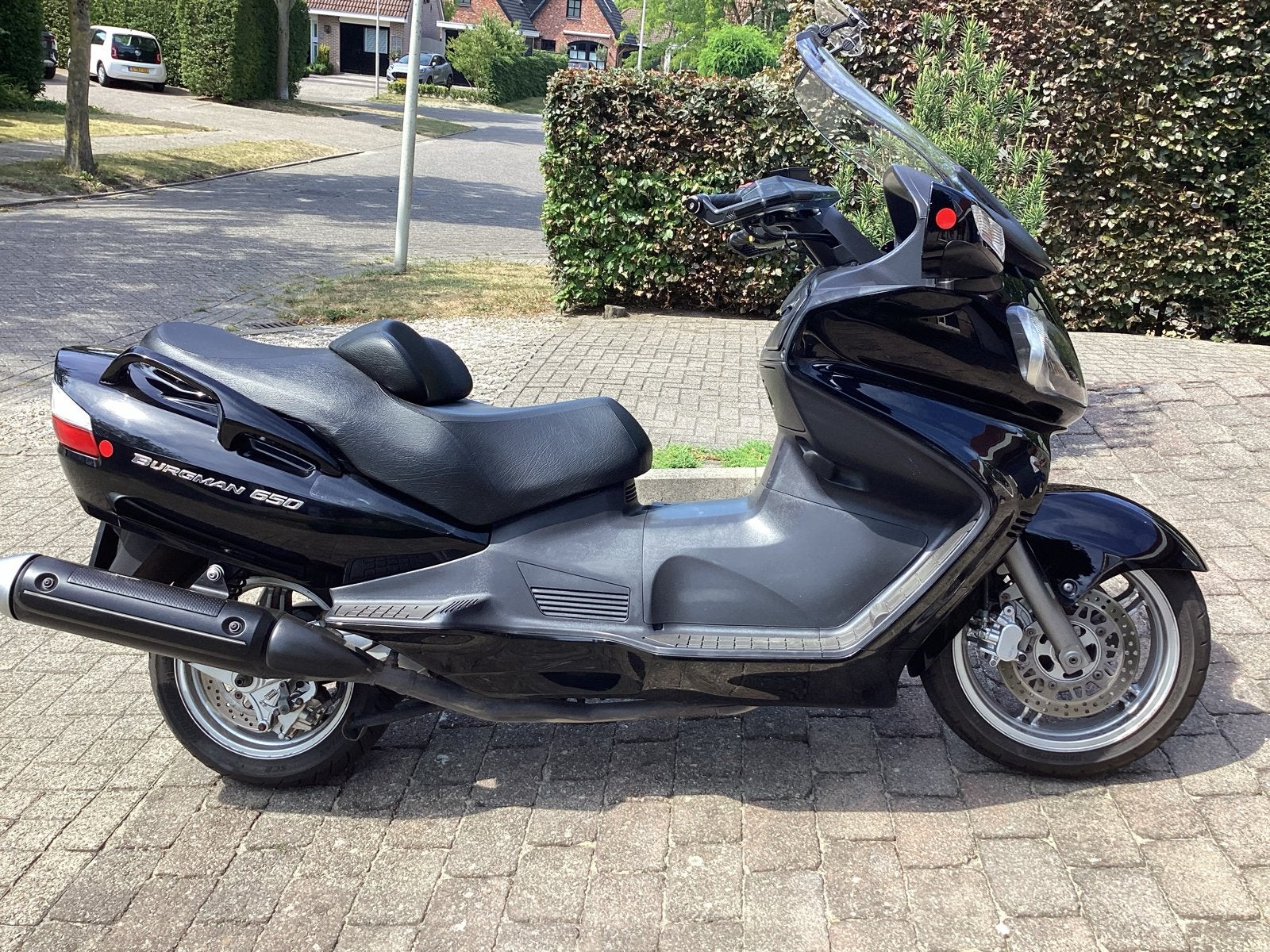 Suzuki Burgman 650 Executive - Incl. Navigatie &  bj 2010, Motoren, Motoren | Suzuki, Particulier, Gebruikt, Scooter