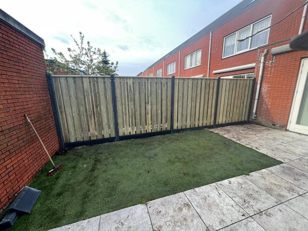 Grenen hout met antraciet betonsysteem, Ophalen, 1 tot 2 meter, Minder dan 3 meter, Nieuw