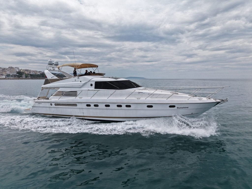 Fairline Squadron 62/65 (bj 1992), Watersport en Boten, Motorboten en Motorjachten, Gebruikt
