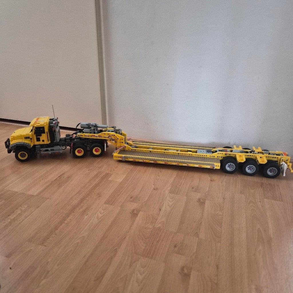Lego Technic Truck T12  MkII & Trailer T4 MkII met Pf Moc, MOC (eigen creatie), Lego, Ophalen of Verzenden, Zo goed als nieuw