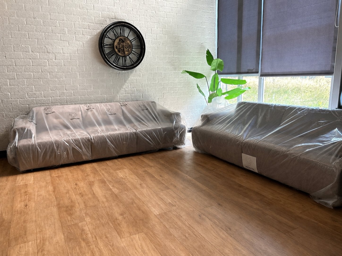 MONTÈL PREMIUM VELVET | 3-ZITS + 2-ZITS | SHOWROOMMODEL, Huis en Inrichting, Luxe, Nieuw, 75 tot 100 cm, Ophalen of Verzenden