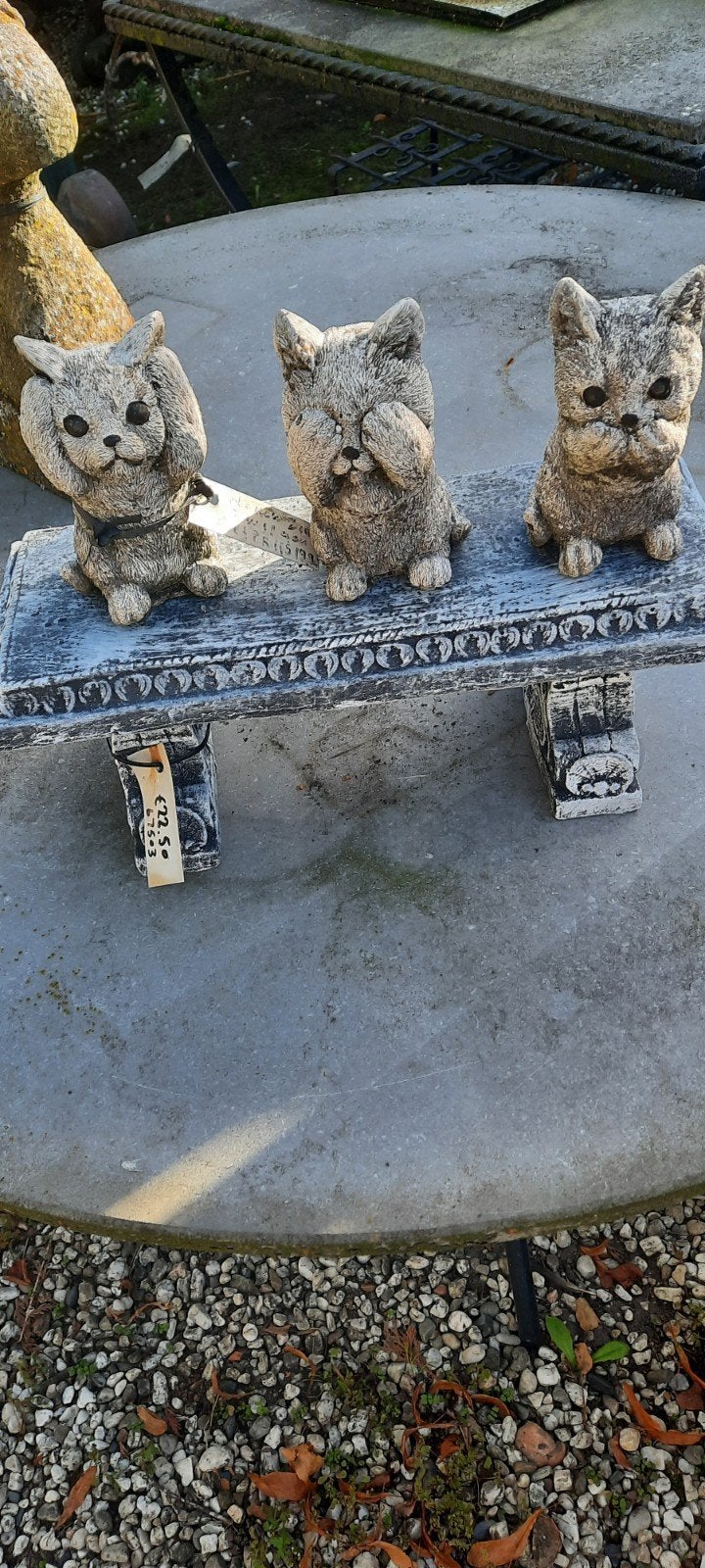 Decoratieve Kattenbeeldjes op Bankje - Beton, Ophalen of Verzenden, Nieuw, Beton, Dierenbeeld