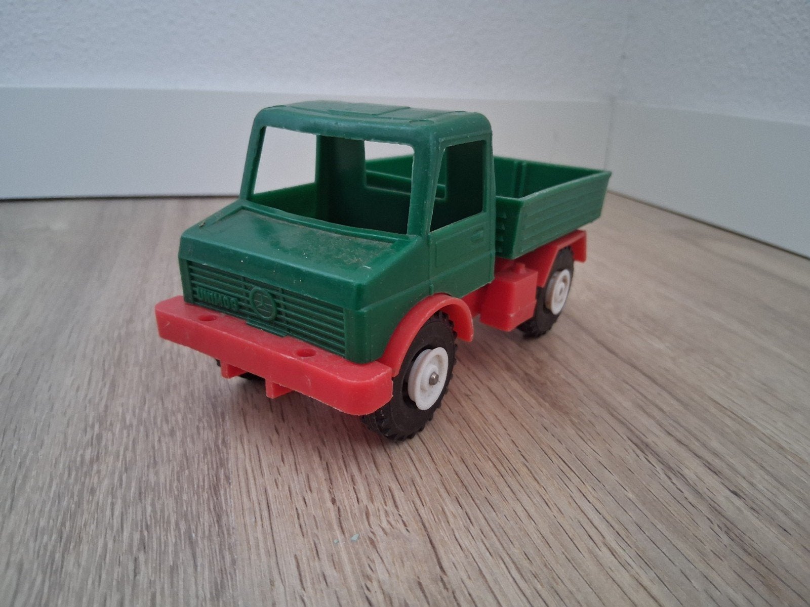 Mercedes-Benz unimog van plastic, Ophalen of Verzenden, Tractor of Landbouw, Overige merken