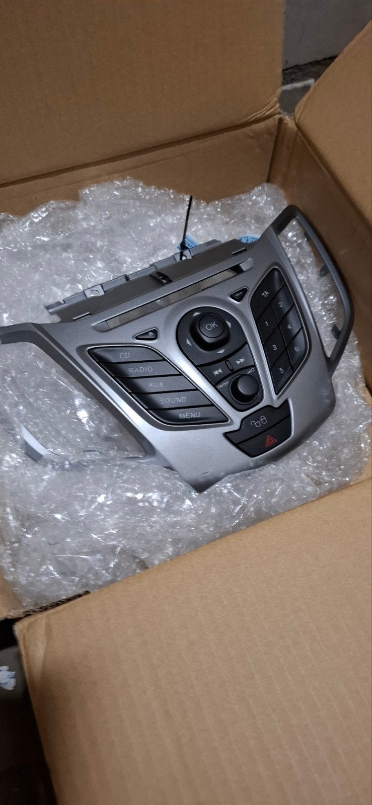 Te koop, radio bedieningspaneel Ford Fiesta MK6, Auto diversen, Ophalen, Gebruikt
