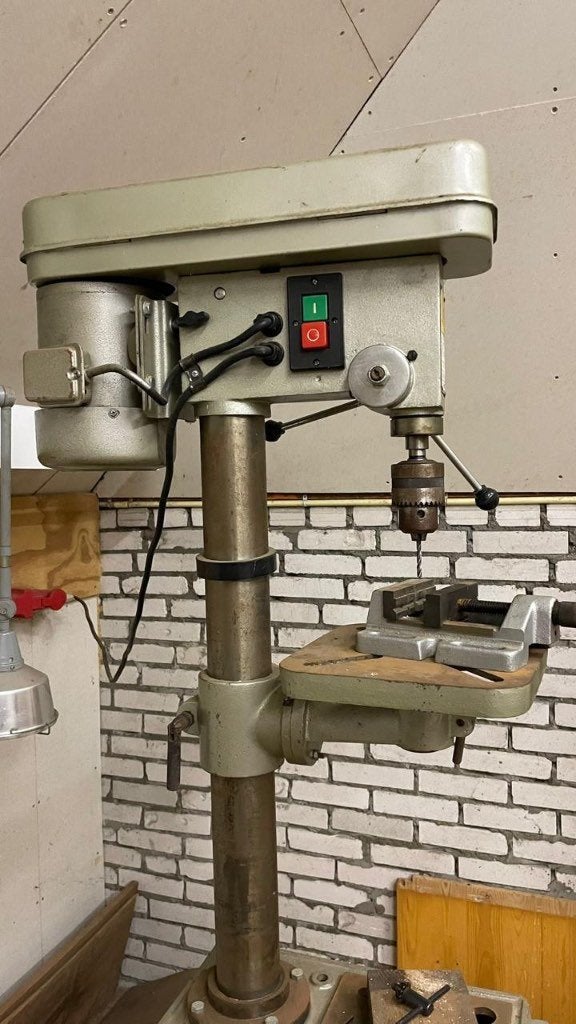 Kolomboor 380V Huvema HU16, Doe-het-zelf en Verbouw, Gereedschap | Boormachines, Ophalen, Gebruikt, Variabele snelheid, Kolomboormachine